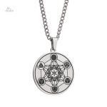 Amulette spirituelle en forme de cube moderne