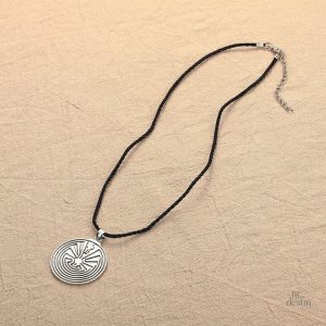Design d'amulette porte-bonheur, inspiration de l'itoi