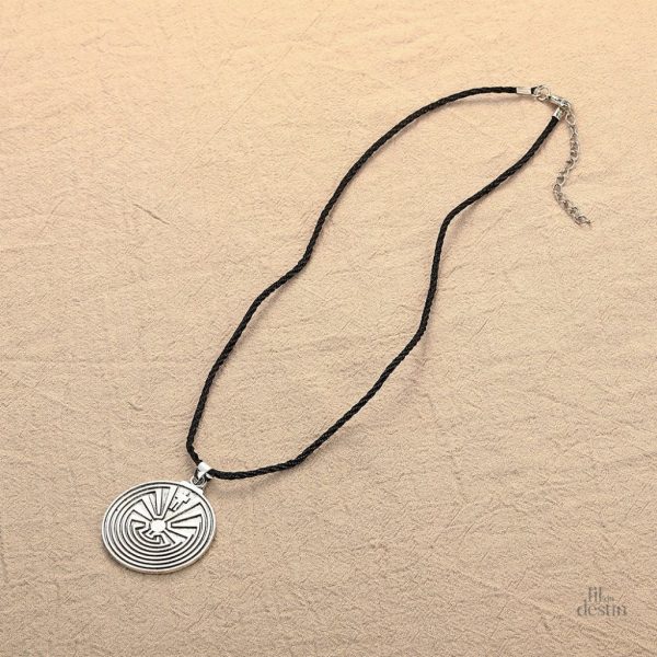 Design d'amulette porte-bonheur, inspiration de l'itoi