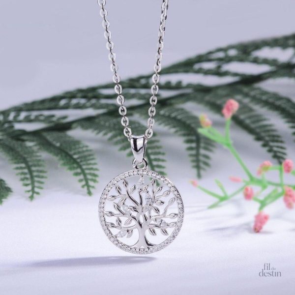 Porte-bonheur en argent inspiré du sorbier naturel