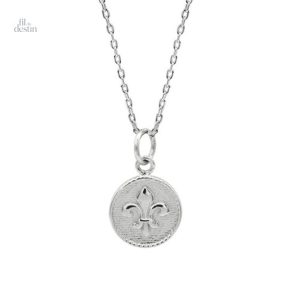 Amulette fleur de lys porte-bonheur en design élégant