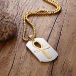 Amulette chance avec croix de vie, design élégant