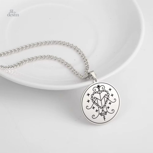 Design d'amulette d'Erzulie Dantor, éveille énergie positive