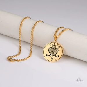 Bijou symbolique inspiré par Erzulie Freda