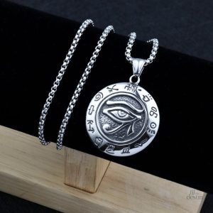 Symbole de protection : amulette œil d'Horus en design unique
