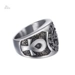 Bague en métal avec motif œil d'Horus pour énergies positives