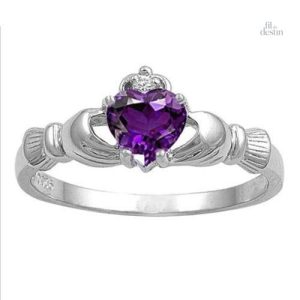 Porte-bonheur Claddagh traditionnel en métal