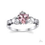 Anneau Claddagh en or, symbole d'appartenance