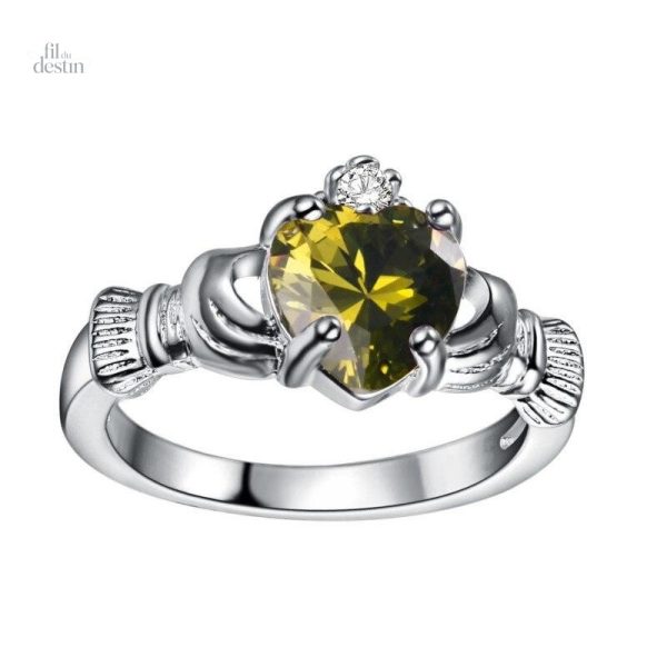 Anneau en argent avec motif Claddagh délicat