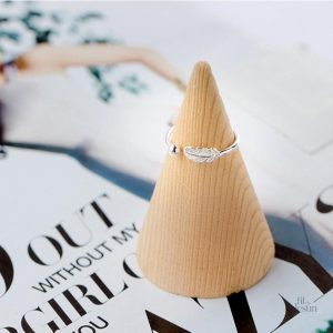 Bague en forme de plume, accessoire porte-bonheur unique