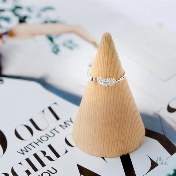 Bague en forme de plume, accessoire porte-bonheur unique