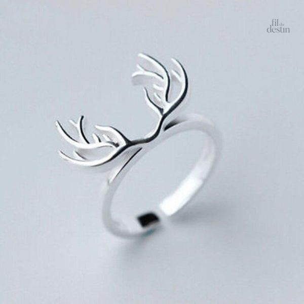 Bague porte-bonheur en bois de cerf naturel