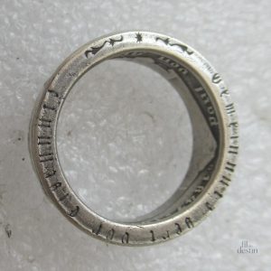 Bague porte-bonheur avec aigle allemand, style historique