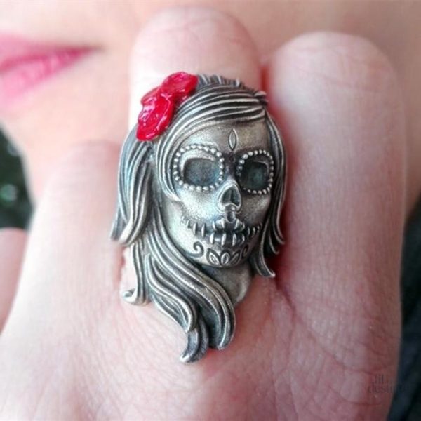 Bague La Catrina ornée, amulette colorée et unique