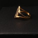 Bague symbolique inspirée de Notre Dame de Guadalupe