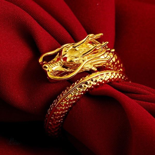 Bague dragon dorée, symbole de protection et chance