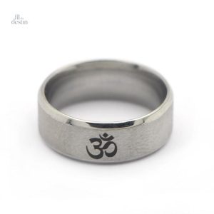 Bague Om moderne, symbole de spiritualité et de chance