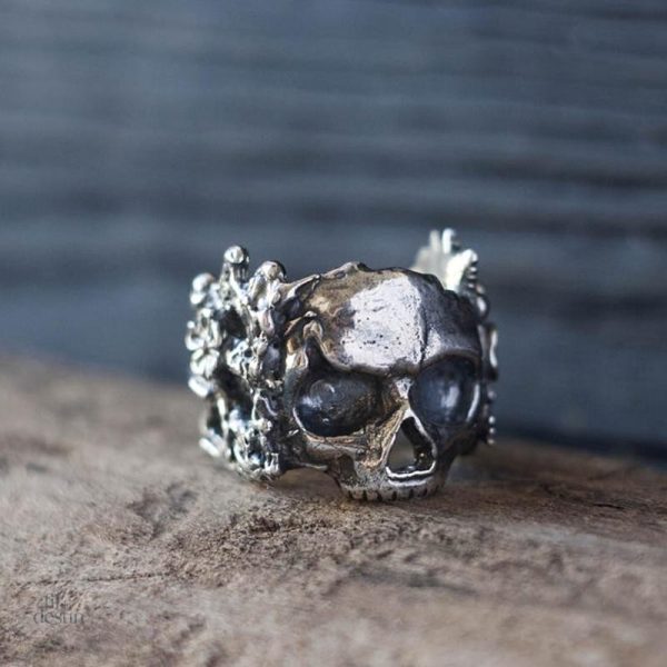 Bague crâne artistique pour un style unique