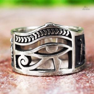 Bague œil d'Horus, accessoire porte-bonheur