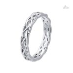 Bague celtique en forme de nœud infini, symbole de chance
