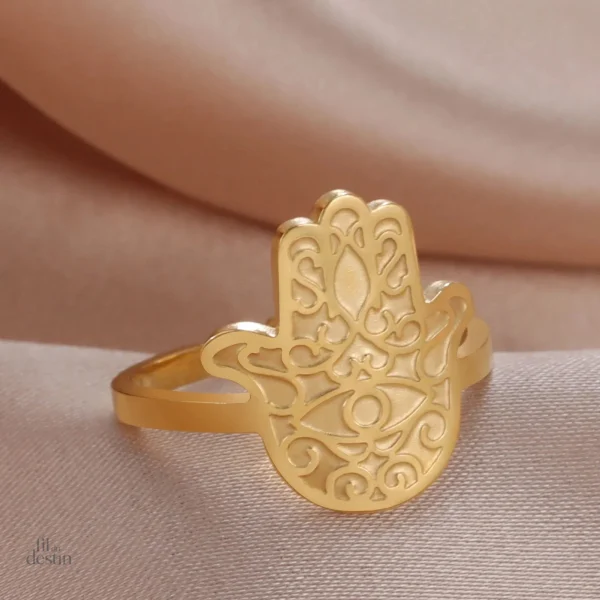 Bague orientale main de Fatma en style artisanale