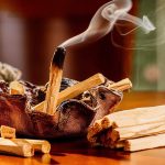 Encens naturel palo santo, symbole de chance et de protection