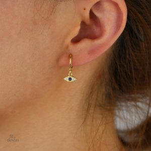 Boucles d'oreilles incrustées Nazar pour style ethnique élégant