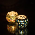 Artisanat marocain : bougeoir traditionnel en métal