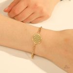 Joli bracelet porte-bonheur inspiré de la fleur de vie