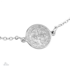 Médaille de Saint Benoit sur bracelet en cuir
