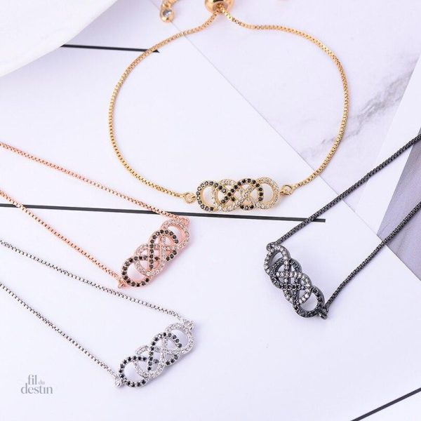 Accessoire infini pour attirer la chance et l'harmonie