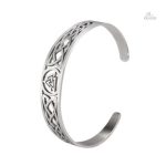 Bracelet au valknut nordique stylisé, symbole de protection et de force