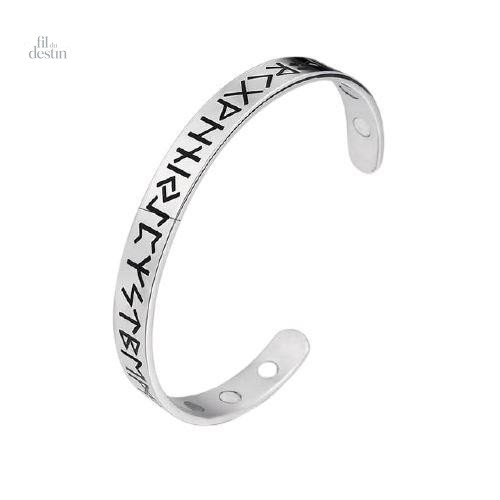 bracelet-aux-runes-anciennes-1 Bracelet runes anciennes, accessoire porte-bonheur unique