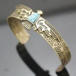 Bracelet inspiré de l'oiseau-tonnerre, symbole de puissance