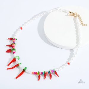 Collier orné de cornicellos, amulette de bonne fortune