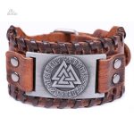 Bracelet porte-bonheur en cuir décoré