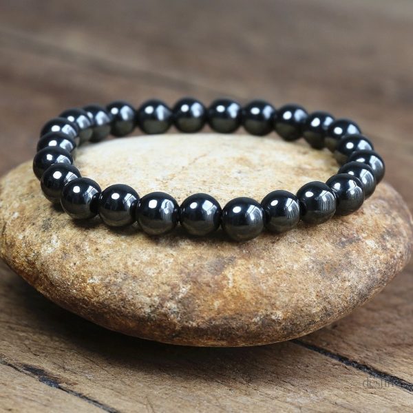 Bracelet en pierre de magnétite, symbole de protection