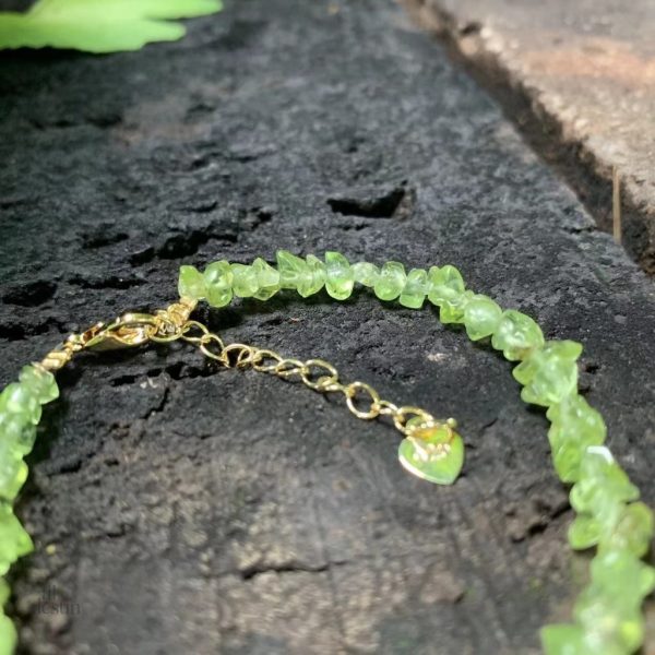 Péridot bracelet, accessoire de bien-être et de protection