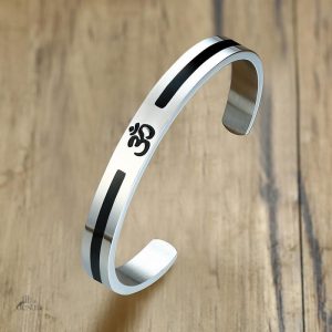 Accessoire spirituel : bracelet Om pour harmonie intérieure