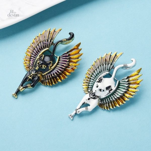 Accessoire de mode représentant Bastet, déesse égyptienne protectrice
