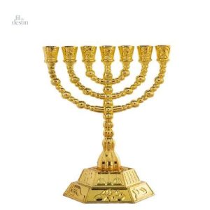 Menorah à 7 branches, symbole de chance dans la culture juive