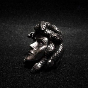 Bague Gorgone, talisman porte-bonheur original