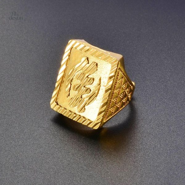 Bijou Gye Name, symbole de chance et protection