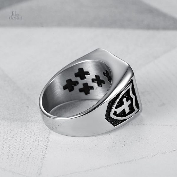Bijou porte-bonheur, chevalière croix de Jérusalem en or