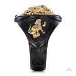 Chevalière porte-bonheur, lion anglais comme motif central