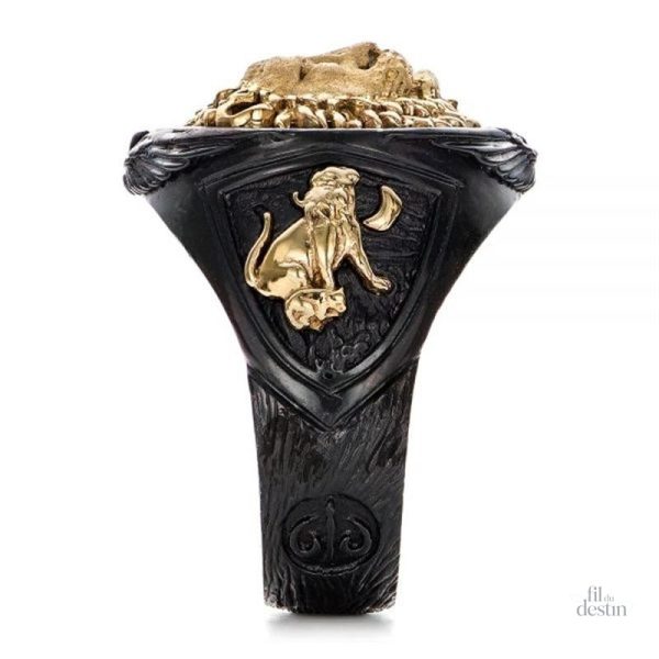 Chevalière porte-bonheur, lion anglais comme motif central