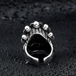 Signet porte-bonheur inspiré par la divinité Acalanatha