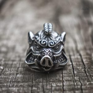 Bague sanglier, symbole de force et de protection