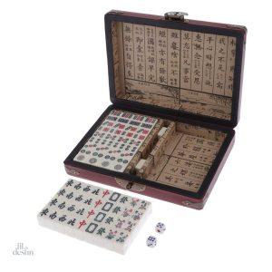 Jeu de Mahjong traditionnel pour la chance