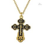 Bijou symbolique avec croix de Saint Nicolas